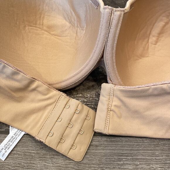 SOMA Nude Strapless Silicon Lined Bra Molded Cups 36DD - Picture 7 of 7